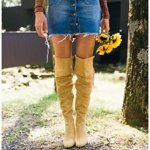 Brand new urban outfitters Kylie knee high boots